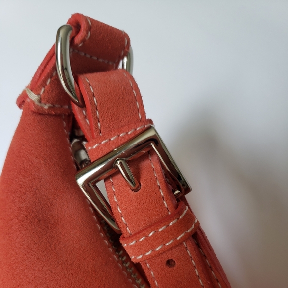 Genuine Suede Express shoulder Bag - Picture 3 of 9